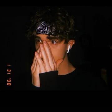 Avatar người dùng Aarav